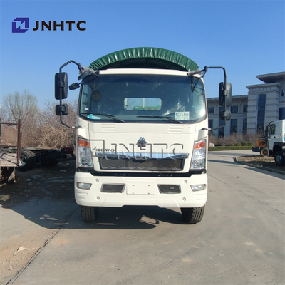সৈনিক পরিবহনের জন্য সাদা HOWO সামরিক ট্রাক 4X4