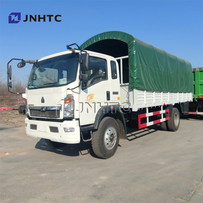সৈনিক পরিবহনের জন্য সাদা HOWO সামরিক ট্রাক 4X4